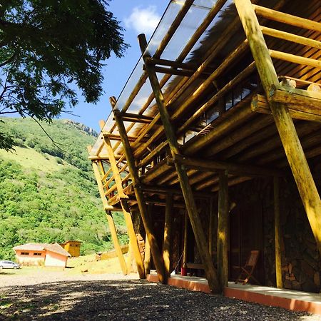 Cachoeira Dos Borges Cabanas E Parque Praia Grande  Exterior foto