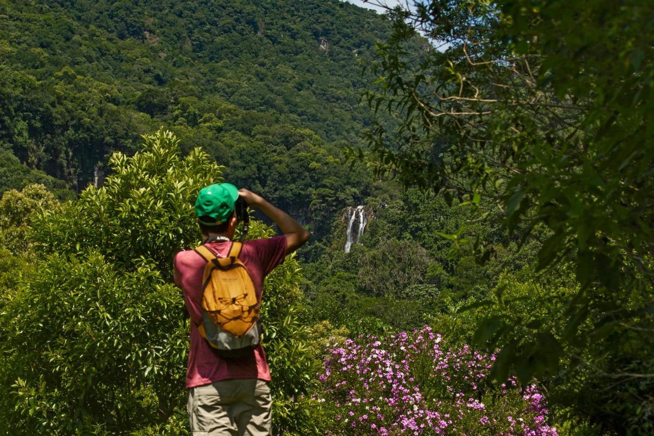 Cachoeira Dos Borges Cabanas E Parque Praia Grande  Exterior foto