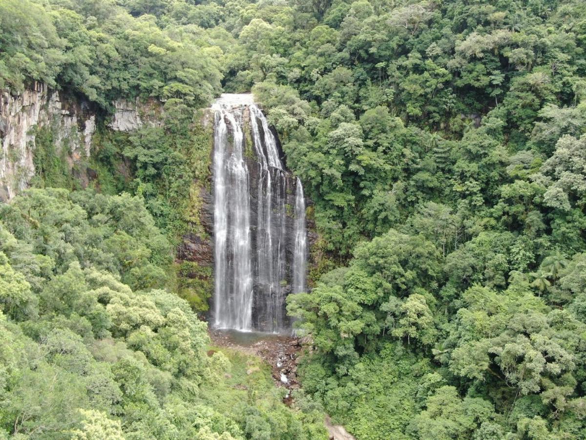 Cachoeira Dos Borges Cabanas E Parque Praia Grande  Exterior foto